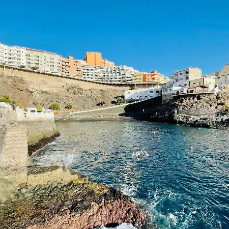 Apartament Look And Listen To The Ocean Like Never Before