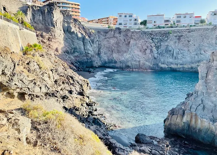 Apartament Look And Listen To The Ocean Like Never Before