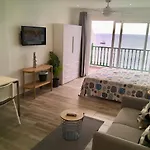 Look And Listen To The Ocean Like Never Before Apartment