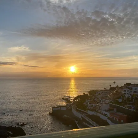 Look And Listen To The Ocean Like Never Before Daire Puerto de Santiago (Tenerife)