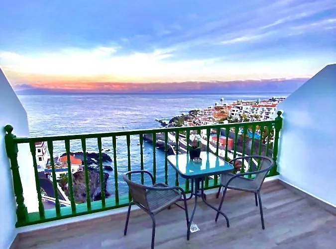Look And Listen To The Ocean Like Never Before 아파트