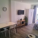 Look And Listen To The Ocean Like Never Before Apartament