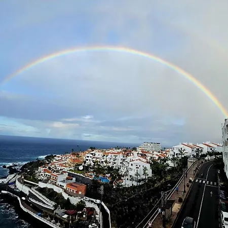Look And Listen To The Ocean Like Never Before Apartament