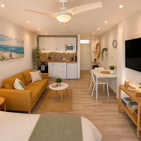 Look And Listen To The Ocean Like Never Before Apartamento